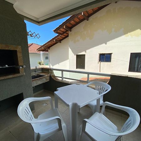 Residencial Recanto Do Colibri Бомбиняс Екстериор снимка