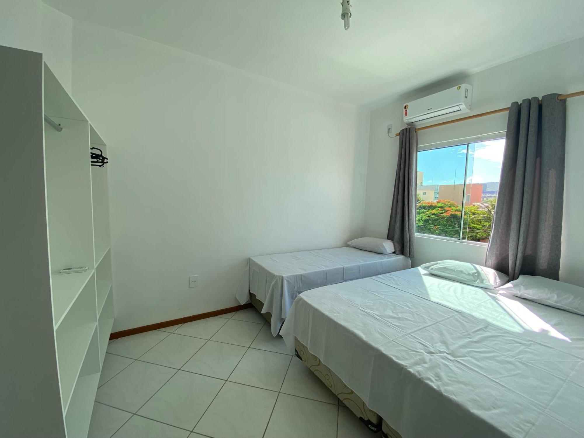 Residencial Recanto Do Colibri Бомбиняс Екстериор снимка