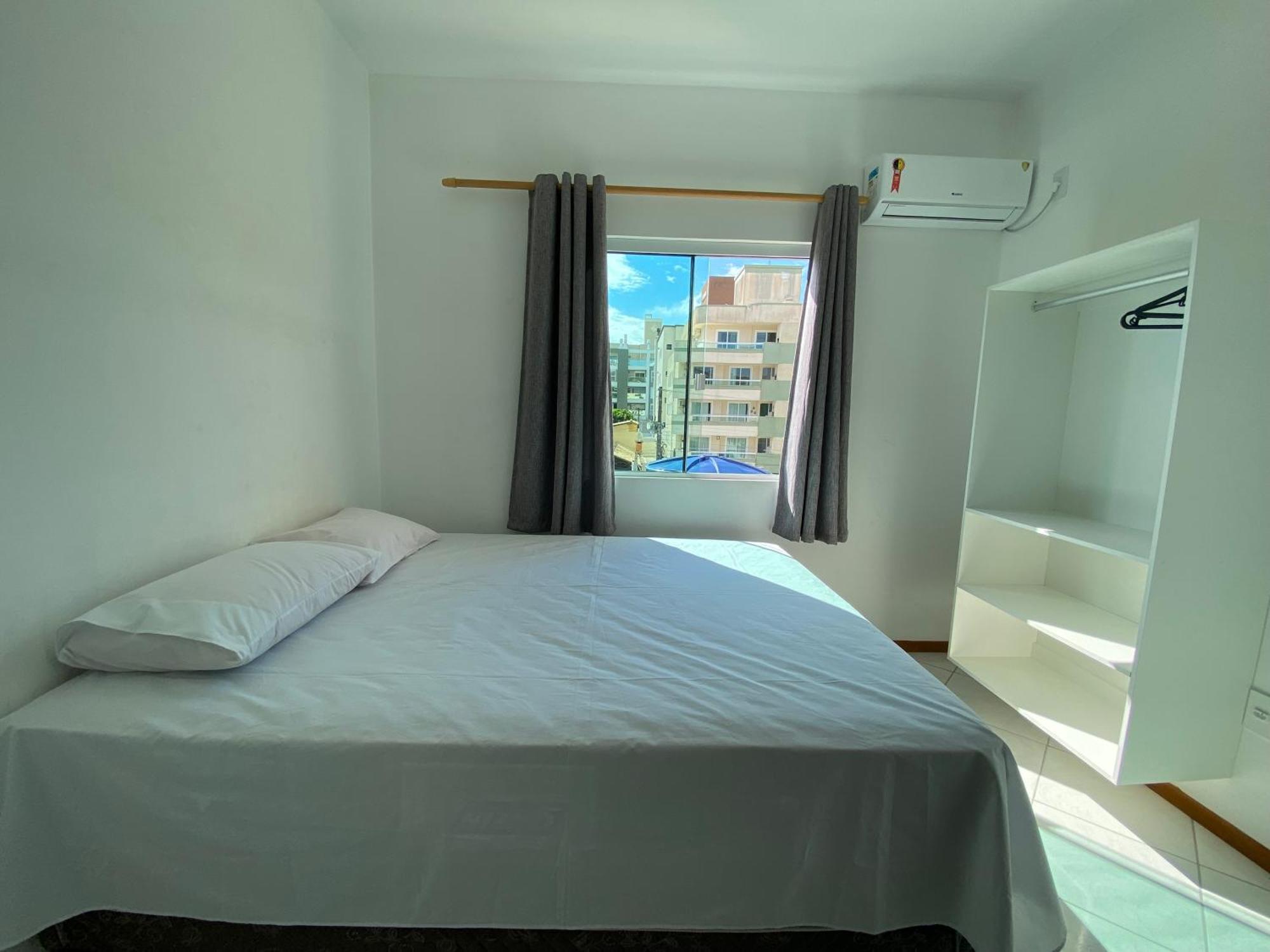 Residencial Recanto Do Colibri Бомбиняс Екстериор снимка